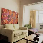 Excelente Apartamento Na Quadra Da Praia