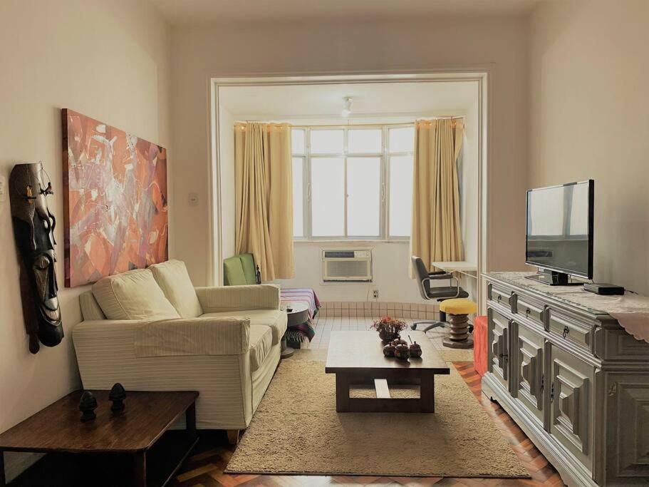 Apartamento Excelente Na Quadra Da *